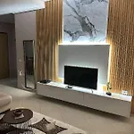 5 Star Vlorë