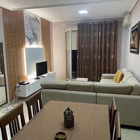 5 Star Vlorë