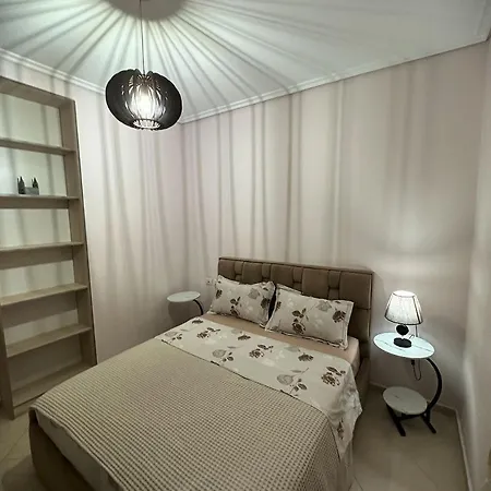 5 Star Apartament Wlora