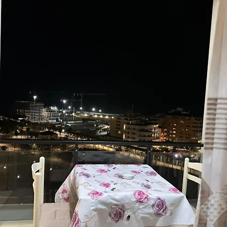 5 Star *