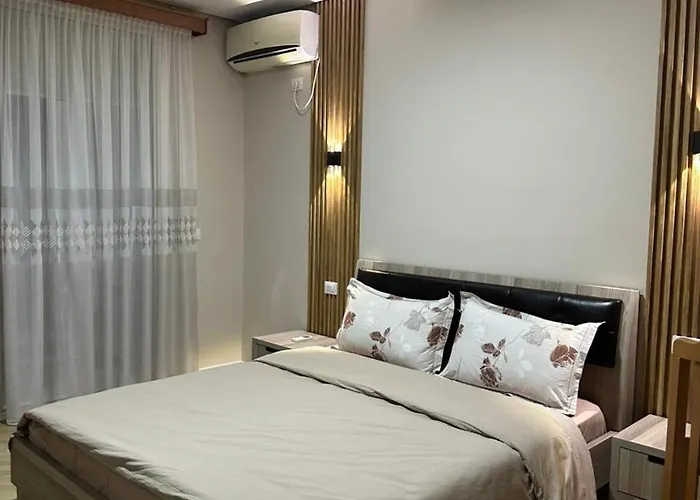 5 Star Apartamento Vlorë